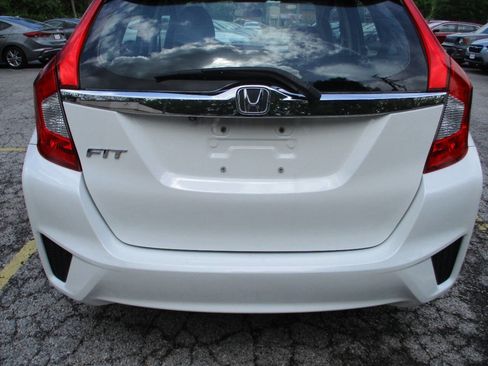 Used 2016 Honda Fit EX image 17