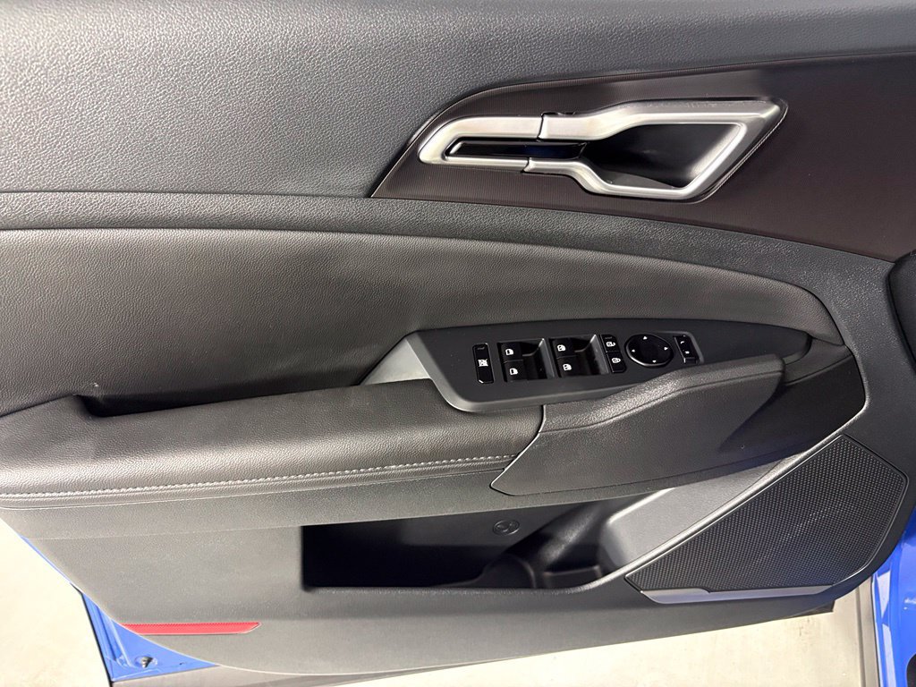 New 2026 Kia Sportage EX FWD image 19