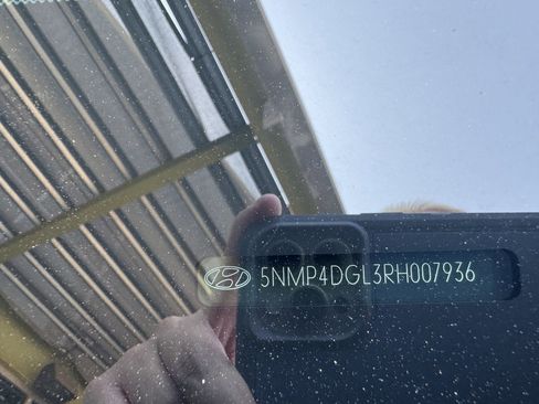 Used 2024 Hyundai Santa Fe Limited image 48