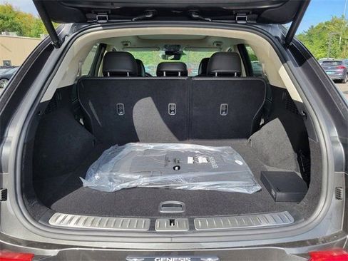 Used 2025 Genesis Electrified GV70 Advanced w/ Prestige Package image 32