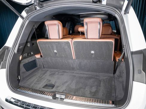 Certified 2026 Mercedes-Benz GLS 580 580 4MATIC&reg; SUV image 6