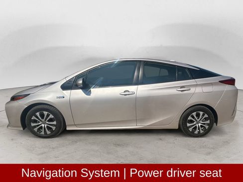 Used 2021 Toyota Prius Prime XLE FWD image 2