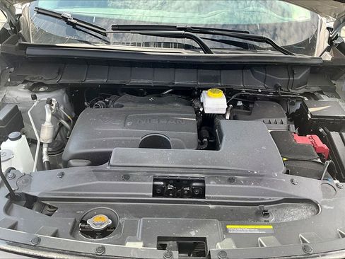 Used 2024 Nissan Pathfinder SL AWD/4WD image 33