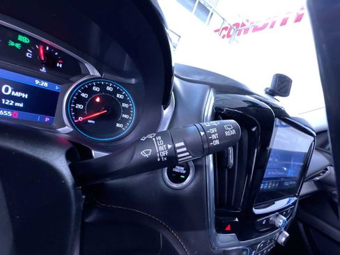 Used 2020 Chevrolet Traverse RS FWD image 19