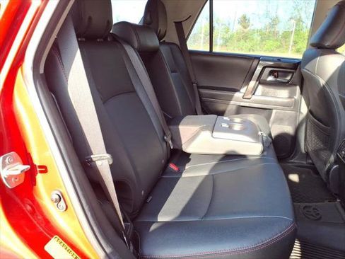 Used 2024 Toyota 4Runner TRD Off-Road Premium w/ Moonroof Package AWD/4WD image 9