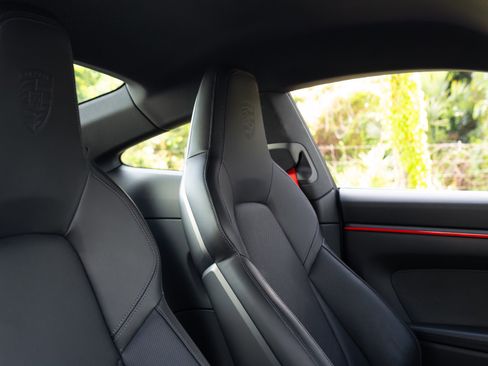 Used 2025 Porsche 911 Carrera RWD image 70