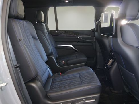 New 2026 Cadillac Escalade IQL Sport 1 w/ LPO, Floor Liner Package image 19