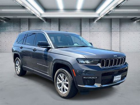 Used 2023 Jeep Grand Cherokee L Limited AWD/4WD image 3