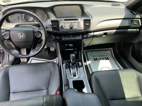 Used 2017 Honda Accord Sport Special Edition image 17