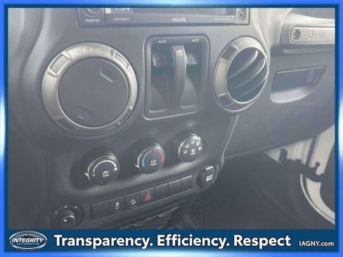 Used 2017 Jeep Wrangler Sport AWD/4WD image 23