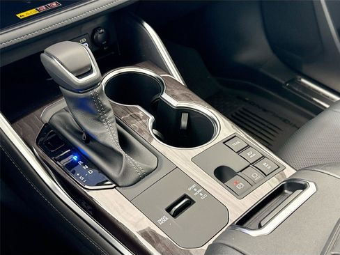 New 2026 Toyota Highlander Limited image 28