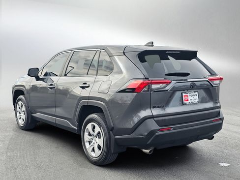 Used 2023 Toyota RAV4 LE image 3