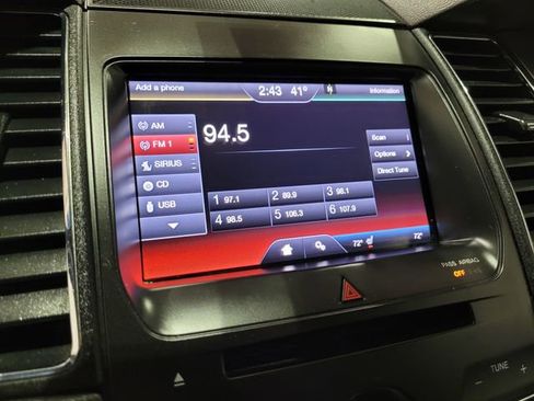 Used 2013 Ford Taurus SEL image 32