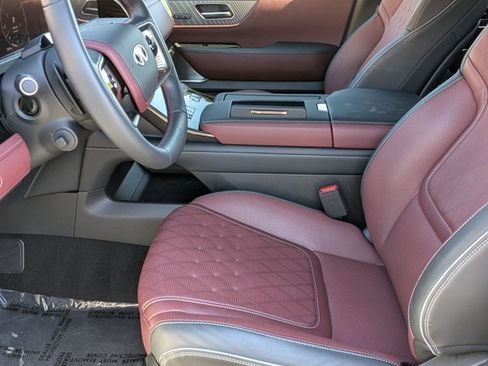 Used 2025 INFINITI QX80 Autograph AWD/4WD image 17