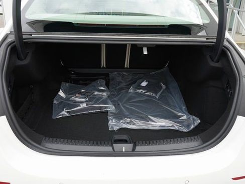 New 2026 Mercedes-Benz E 350 4MATIC Sedan image 8