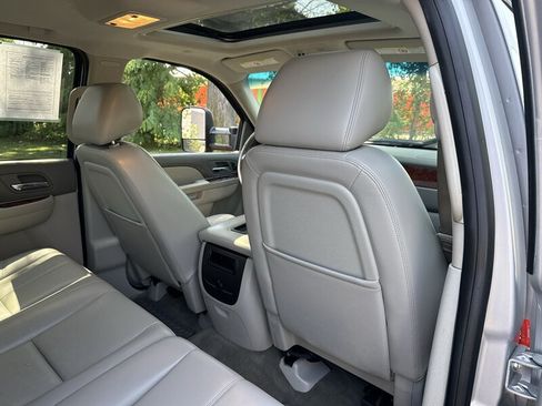 Used 2013 GMC Sierra 2500 SLT w/ SLT Convenience Package AWD/4WD image 34