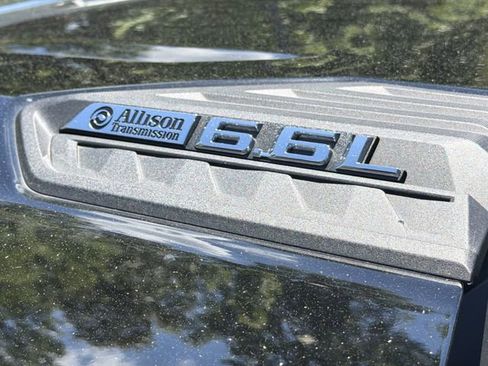 Used 2025 Chevrolet Silverado 2500 LT w/ All Star Edition AWD/4WD image 9