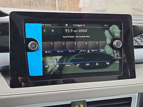 New 2026 Volkswagen Taos SE image 16