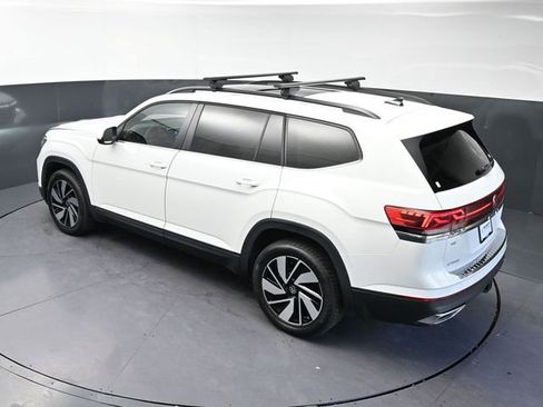 Used 2024 Volkswagen Atlas SE FWD image 30