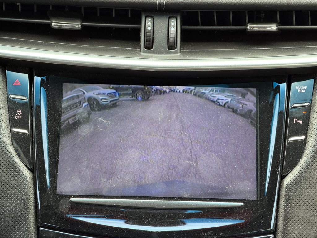 Used 2013 Cadillac XTS Luxury AWD/4WD image 9