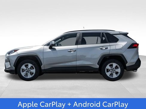 Used 2020 Toyota RAV4 XLE w/ Convenience Package AWD/4WD image 4