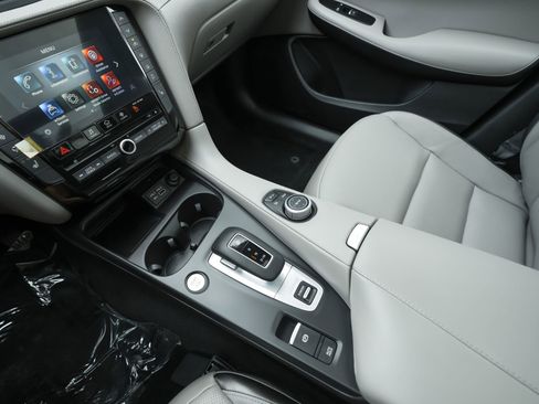 Used 2025 INFINITI QX50 Luxe image 12