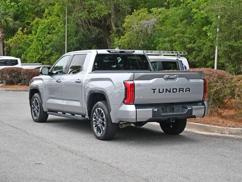Used 2024 Toyota Tundra Limited AWD/4WD image 3