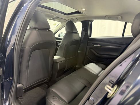 Used 2021 MAZDA MAZDA3 s image 33