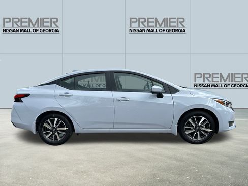 New 2025 Nissan Versa SV w/ Trunk Package FWD image 4