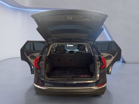 Used 2019 GMC Terrain SLT w/ Preferred Package FWD image 13
