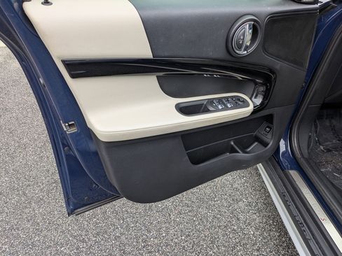 Used 2019 MINI Cooper Countryman S w/ Driver Assistance Package image 11