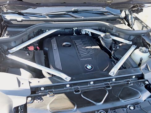 Used 2020 BMW X7 xDrive40i w/ Premium Package image 50