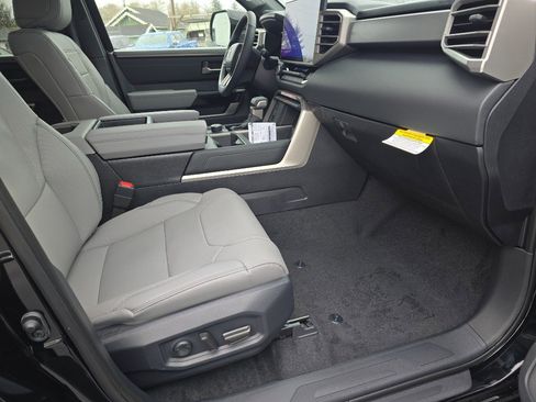 New 2026 Toyota Tundra Limited image 15