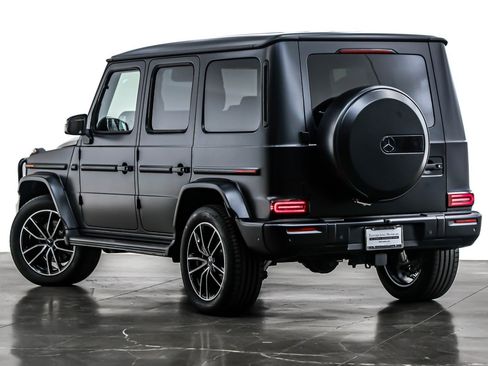Used 2025 Mercedes-Benz G 550 image 12