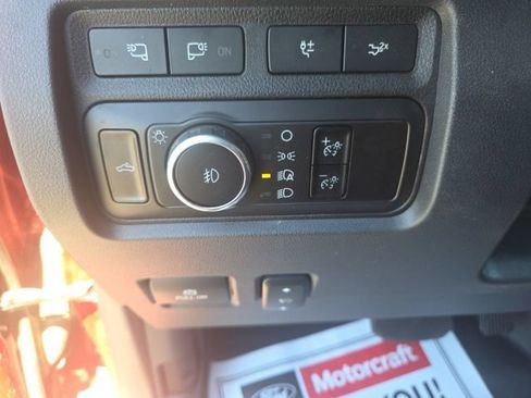 Used 2023 Ford F250 Lariat w/ Lariat Ultimate Package AWD/4WD image 21