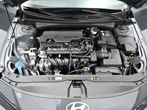 New 2026 Hyundai Elantra SE FWD image 23