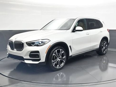 Used 2023 BMW X5 sDrive40i w/ Climate Comfort Package RWD image 10