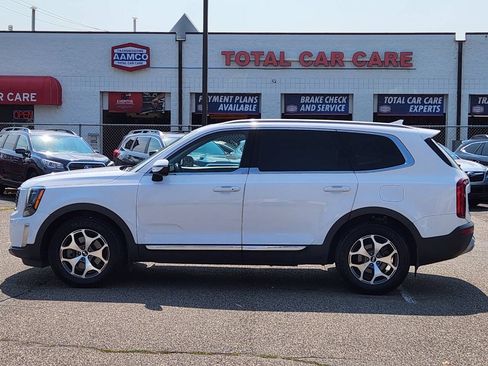 Used 2021 Kia Telluride EX AWD/4WD image 3