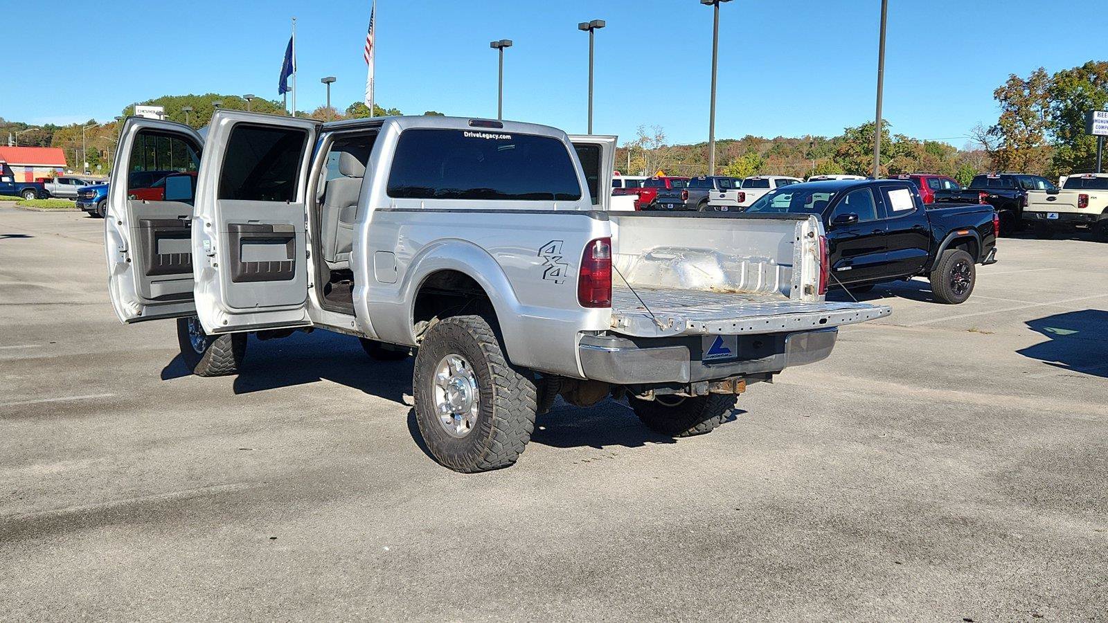 Used 2012 Ford F350 XLT w/ XLT Premium Pkg AWD/4WD image 11