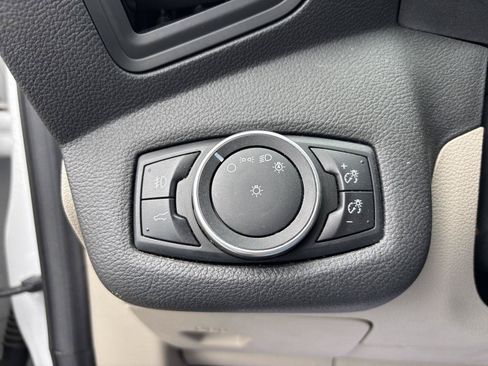 Used 2017 Ford Escape SE FWD image 21