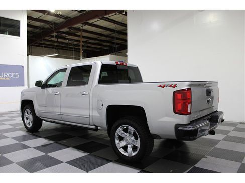 Used 2018 Chevrolet Silverado 1500 LTZ w/ Sport Package image 6