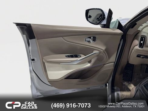 Used 2021 Aston Martin DBX image 19