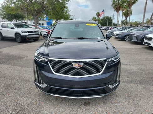 Used 2021 Cadillac XT6 Premium Luxury FWD image 4