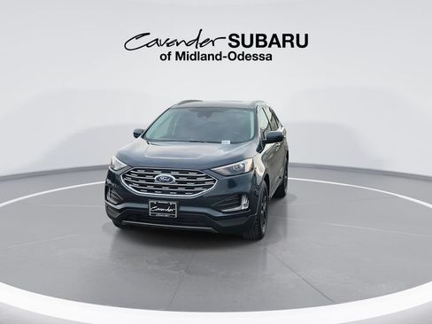 Used 2022 Ford Edge SEL w/ Convenience Package AWD/4WD image 4