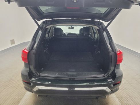 Used 2019 Nissan Pathfinder SL image 29