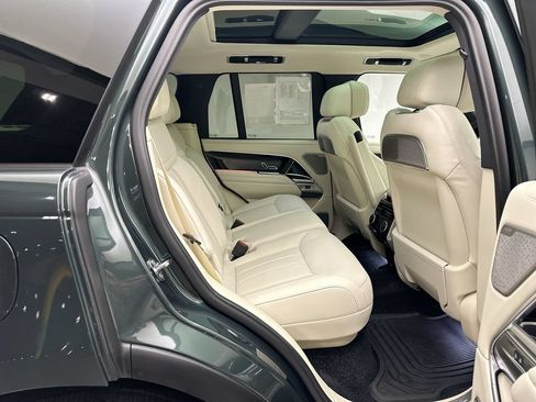 Used 2025 Land Rover Range Rover Autobiography AWD/4WD image 19