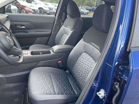 New 2026 Nissan Kicks SV image 13