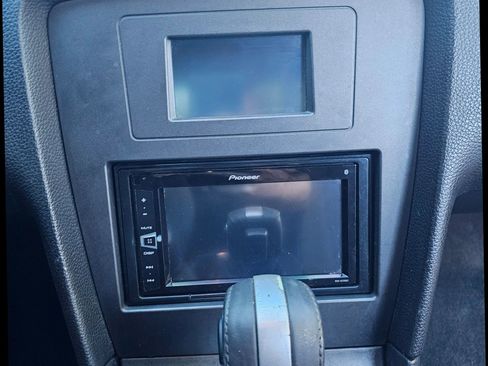 Used 2013 Ford Mustang Coupe image 23