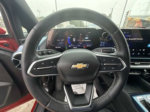 Certified 2024 Chevrolet Equinox EV LT w/ LPO, Trailering Package AWD/4WD image 11