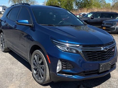 Used 2022 Chevrolet Equinox RS w/ Infotainment Package AWD/4WD image 1